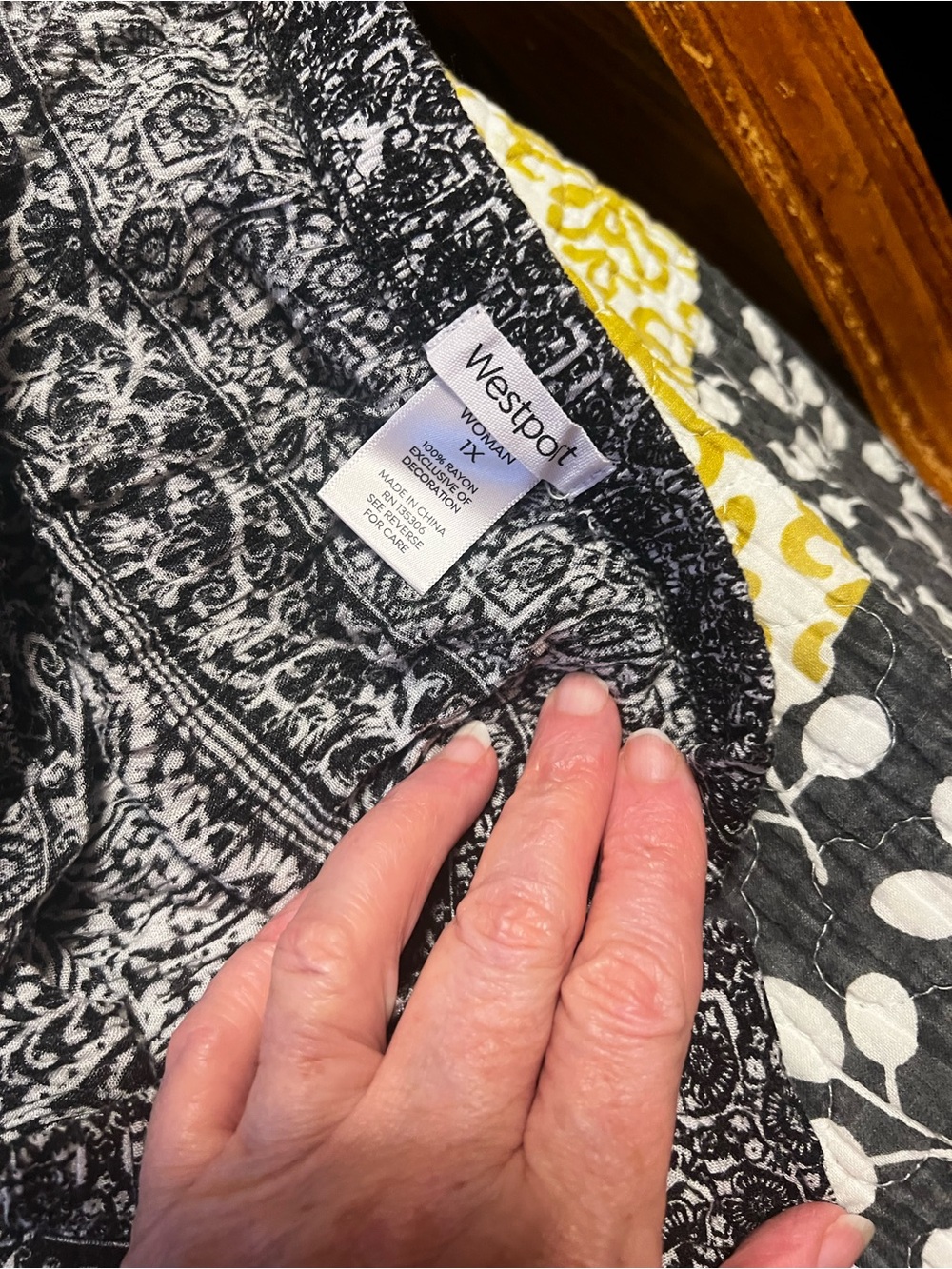 Black & White Patterned Maxi Skirt Westport - Picture 3 of 4